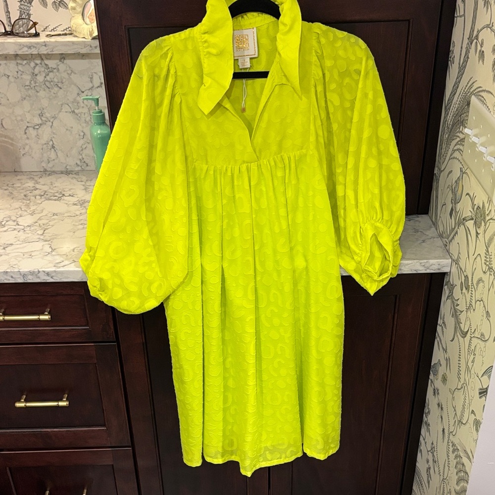 Emily McCarthy neon green dress Size M